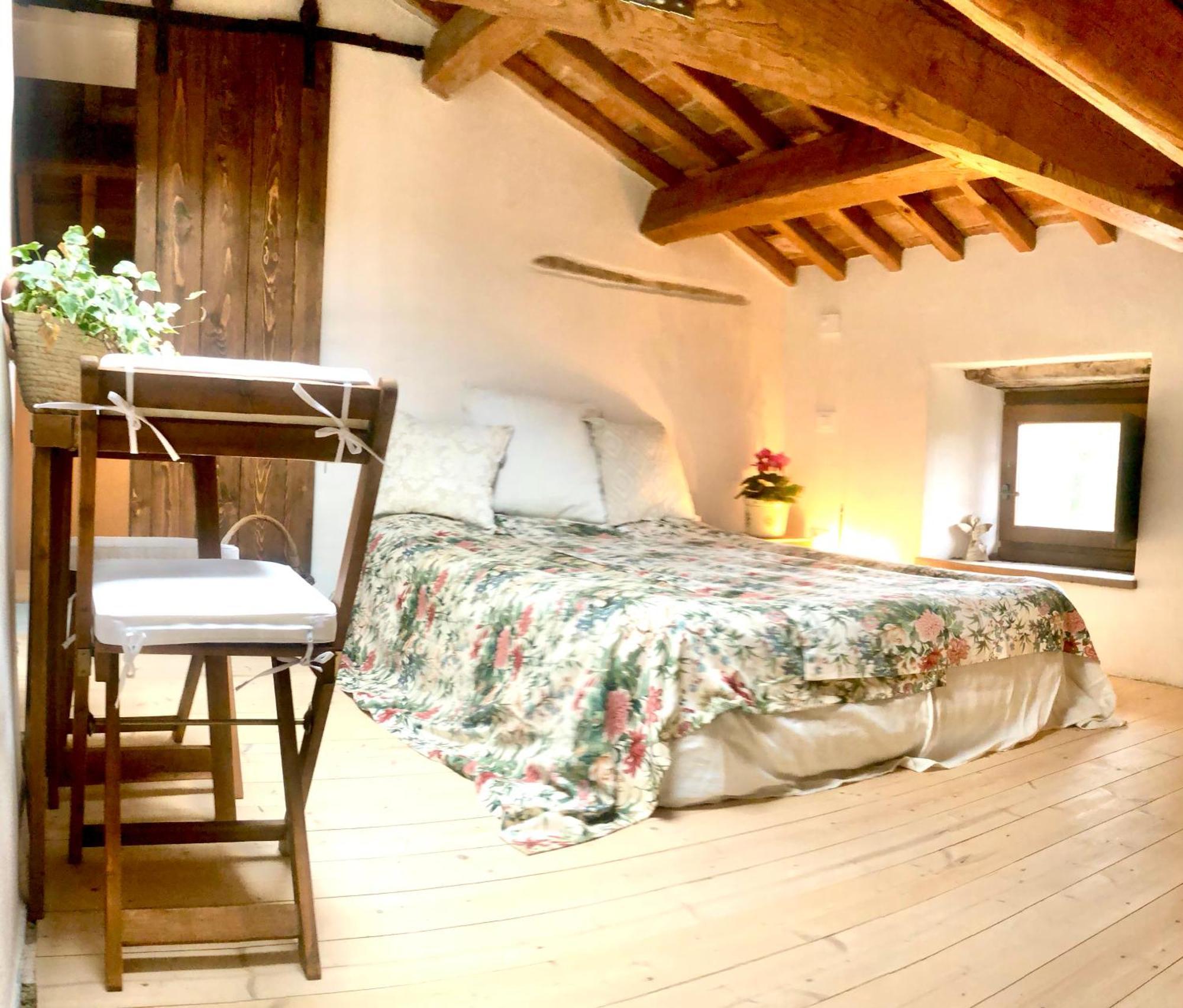 Bio Agriturismo Alba Etrusca Di Cortona - Organic Farmhouse- Appartamento Lavanda-Appartamento Rosmarino - Vasca Idromassaggio Esterna Poggioni Bagian luar foto