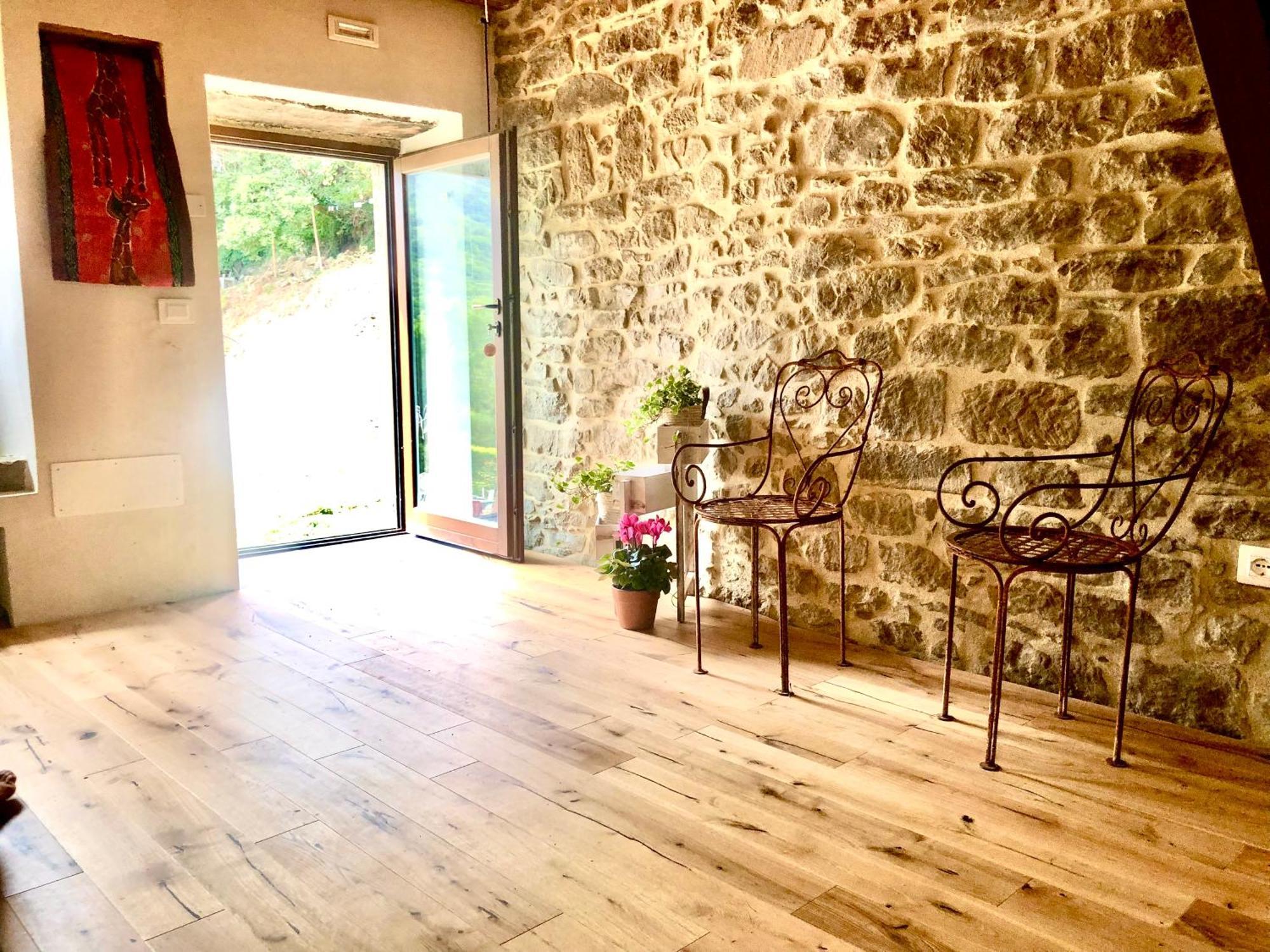 Bio Agriturismo Alba Etrusca Di Cortona - Organic Farmhouse- Appartamento Lavanda-Appartamento Rosmarino - Vasca Idromassaggio Esterna Poggioni Bagian luar foto